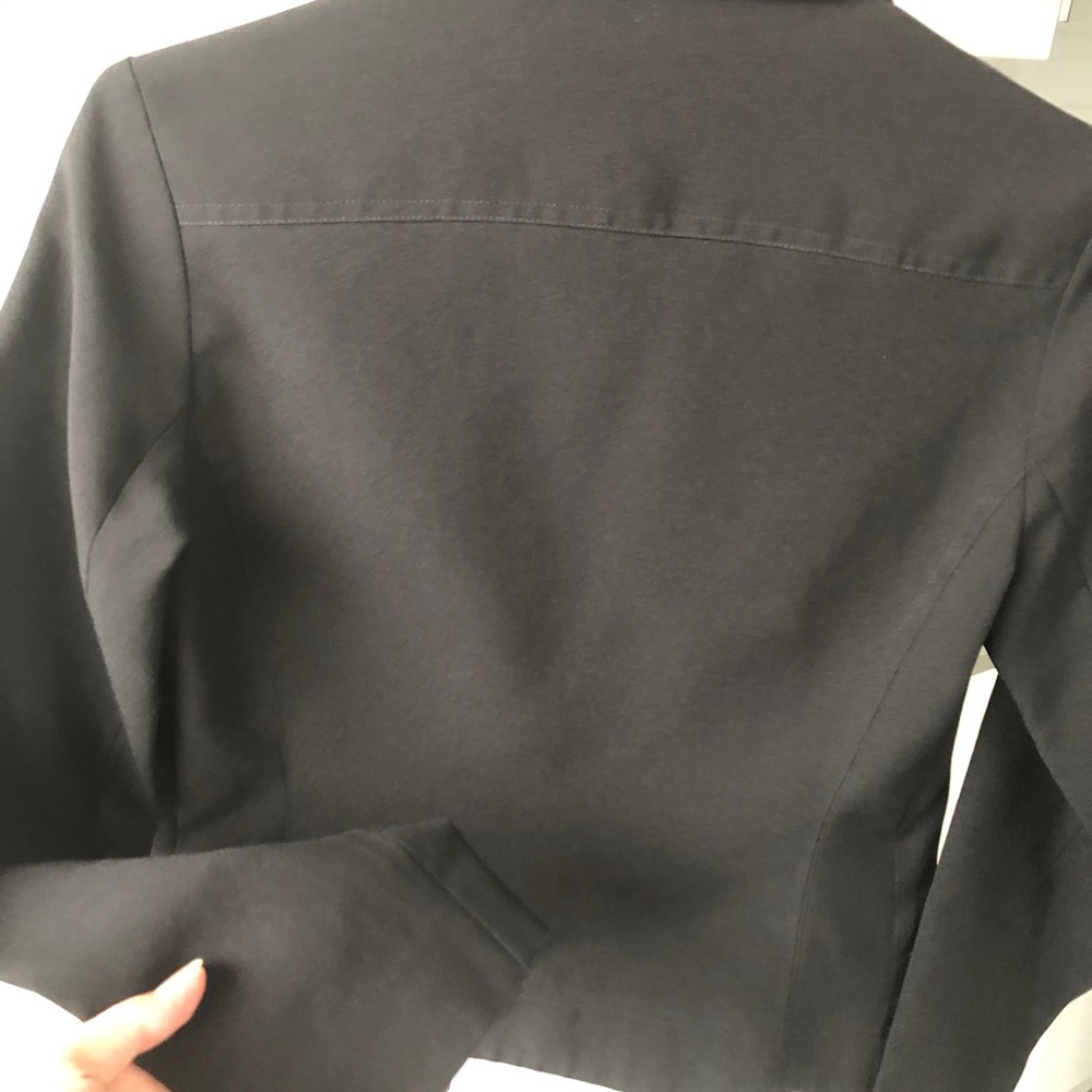 Beutiful Jacket - Picture 4 of 9